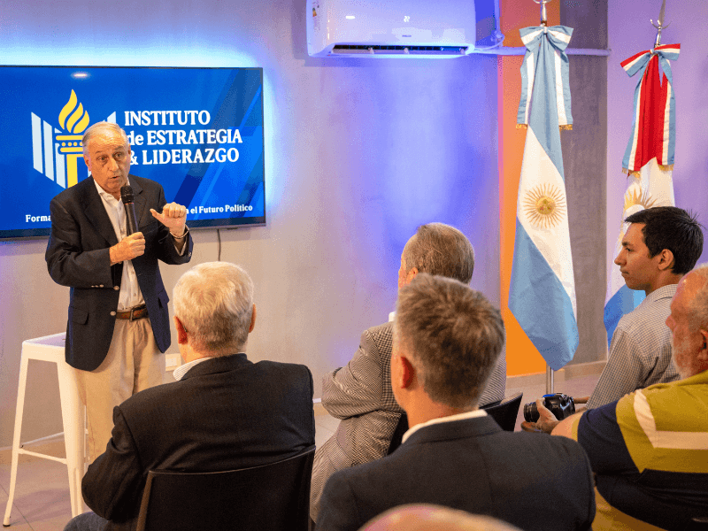 Inauguración Instituto de estrategia y Liderazgo Político