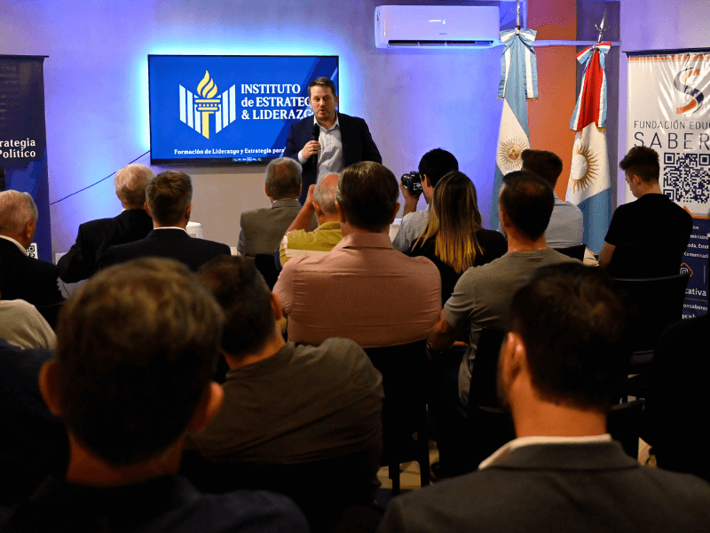 Inauguración Instituto de estrategia y Liderazgo Político