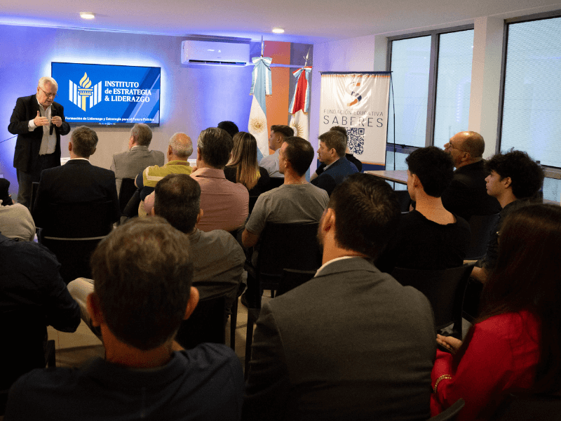 Inauguración Instituto de estrategia y Liderazgo Político